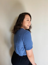 Load image into Gallery viewer, Signature Tee